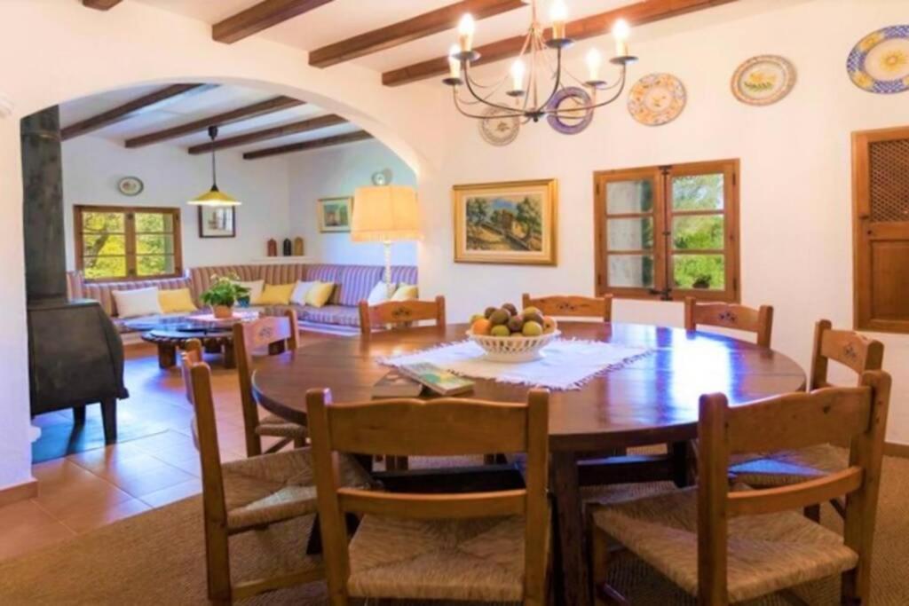 Nord - Typical Majorcan Villa, Private Pool, Bbq, Mediterranean Garden, Petfriendly Pollença