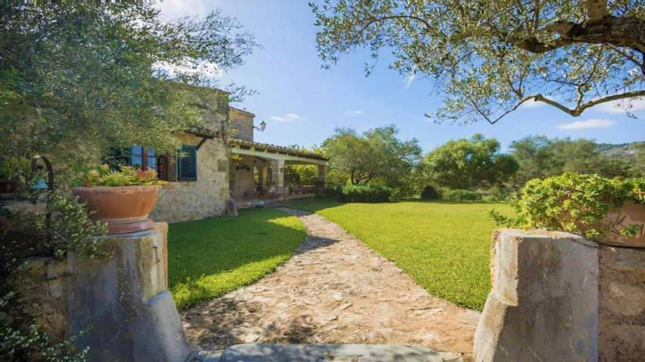 Nord - Typical Majorcan Villa, Private Pool, Bbq, Mediterranean Garden, Petfriendly Villa Pollença